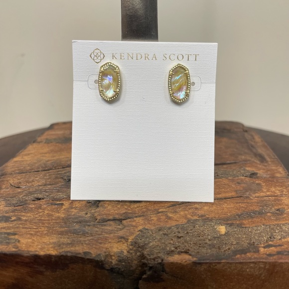 NWT Kendra Scott Ellie Gold Stud Earrings in Iridescent Abalone!